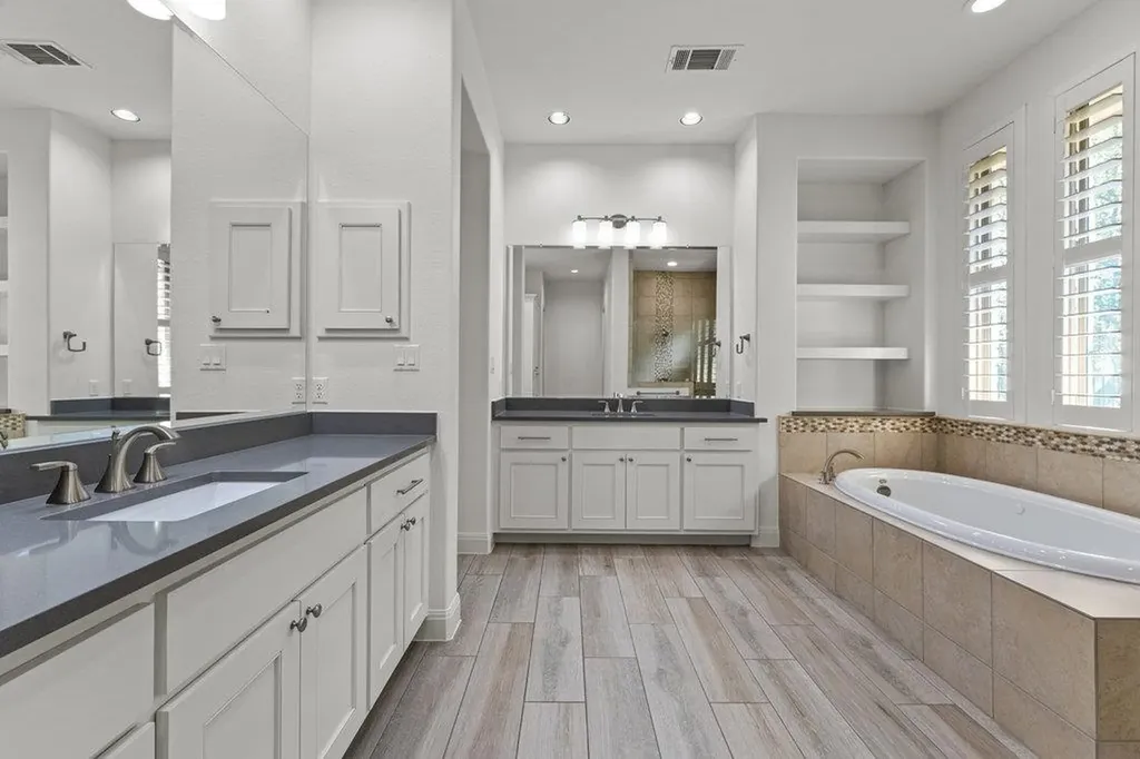 406 Woodside Terrace Austin TX 78738
