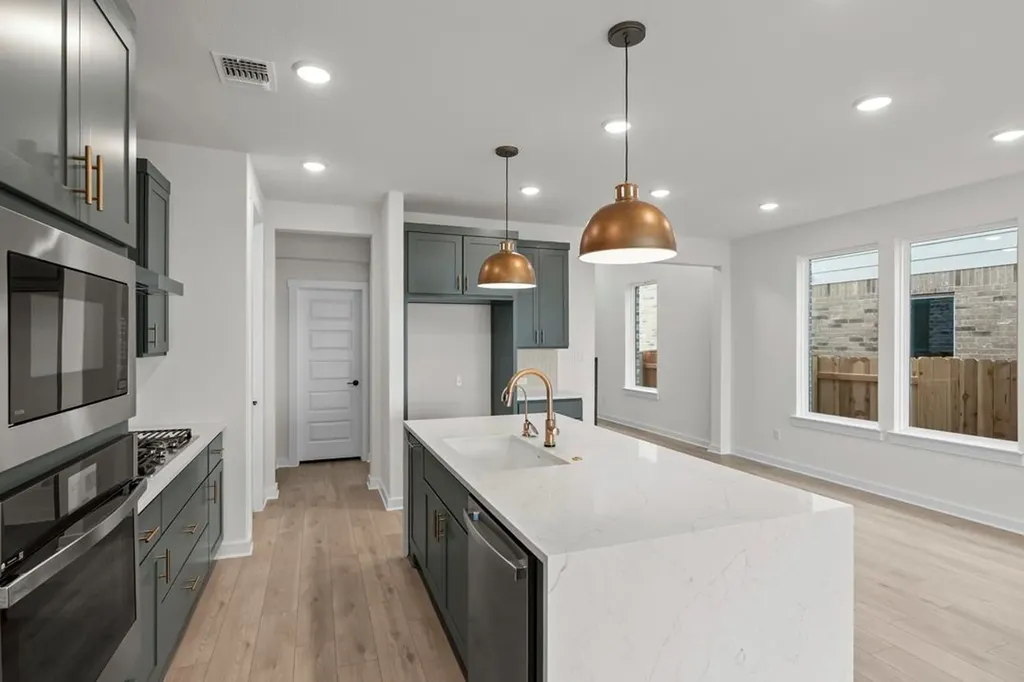 208 High Valley Drive Liberty Hill TX 78642