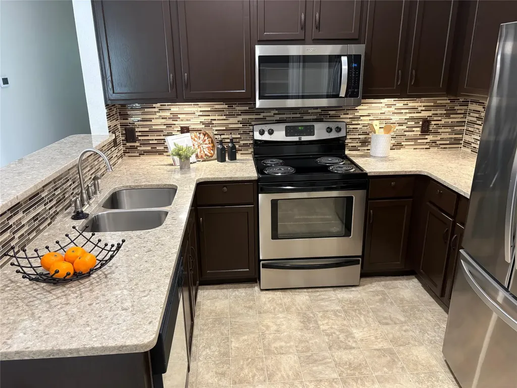 2429A Curry Loop Round Rock TX 78664