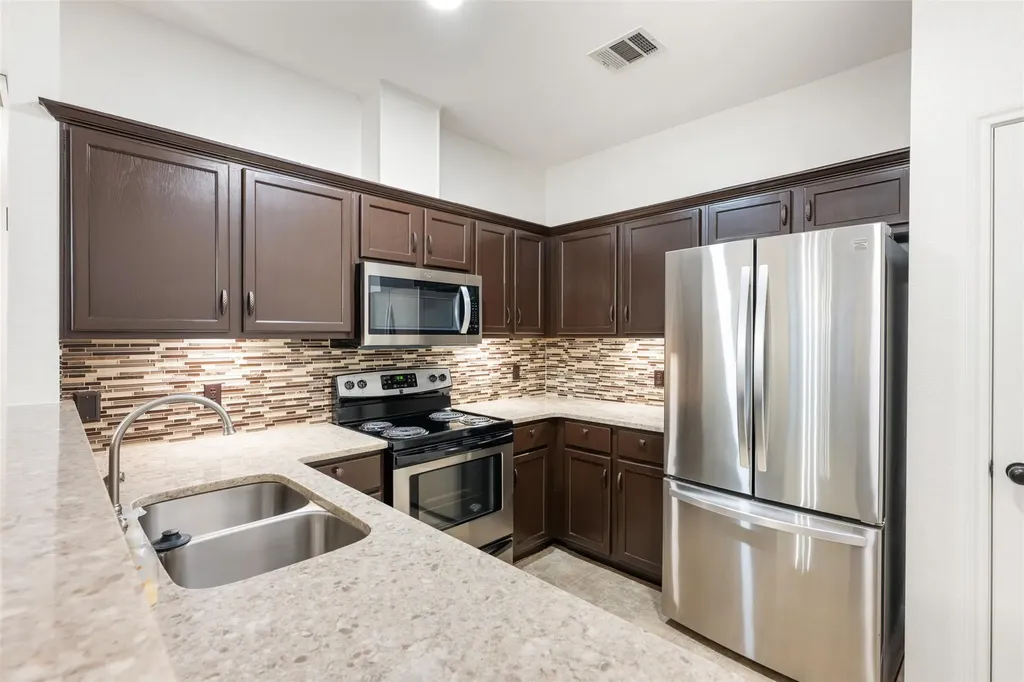 2429A Curry Loop Round Rock TX 78664