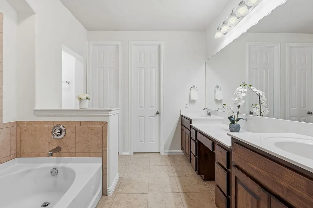 13728 Mesa Verde Drive Austin TX 78737