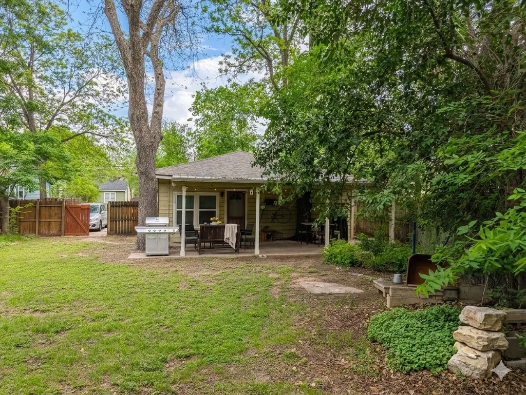 5402 - A/b Harmon Avenue Austin TX 78751