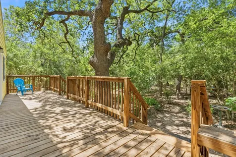 1998 Upper Elgin River Road Elgin TX 78621