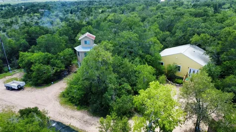 1998 Upper Elgin River Road Elgin TX 78621