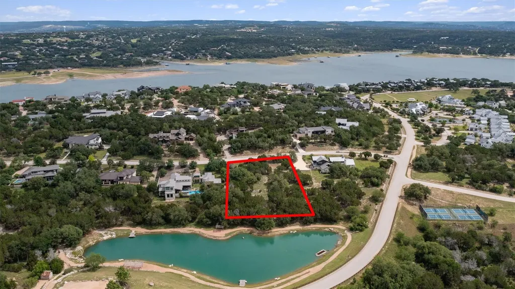 1716 Knights Chance Lane Spicewood TX 78669