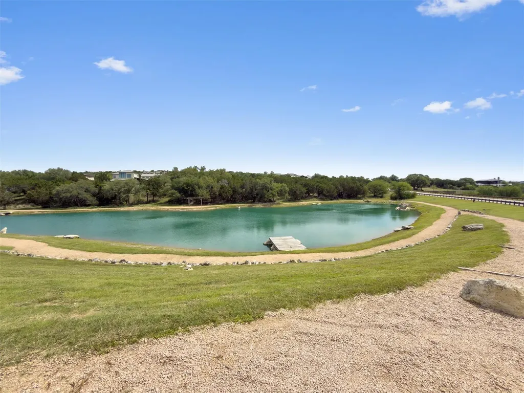 1716 Knights Chance Lane Spicewood TX 78669