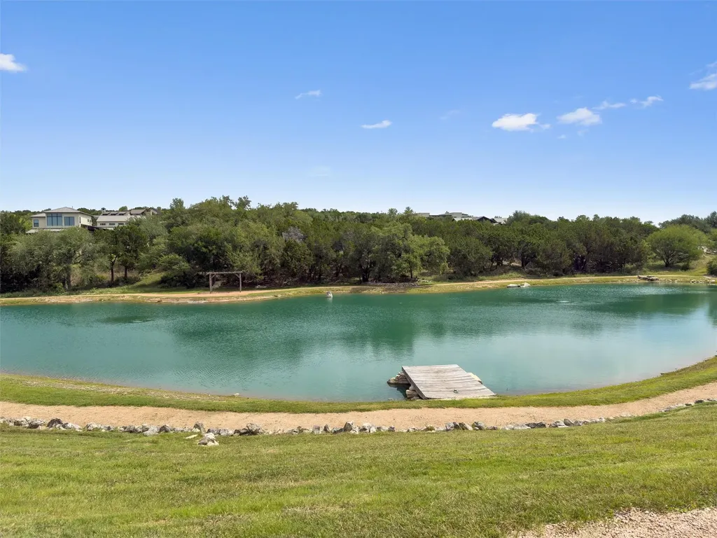 1716 Knights Chance Lane Spicewood TX 78669