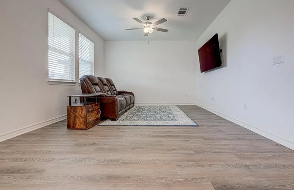 17325 Casanova Avenue Pflugerville TX 78660