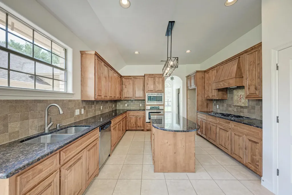 1238 Little Bear Road Buda TX 78610
