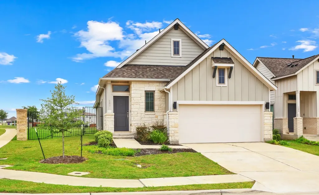 201 Banyon Drive Liberty Hill TX 78642