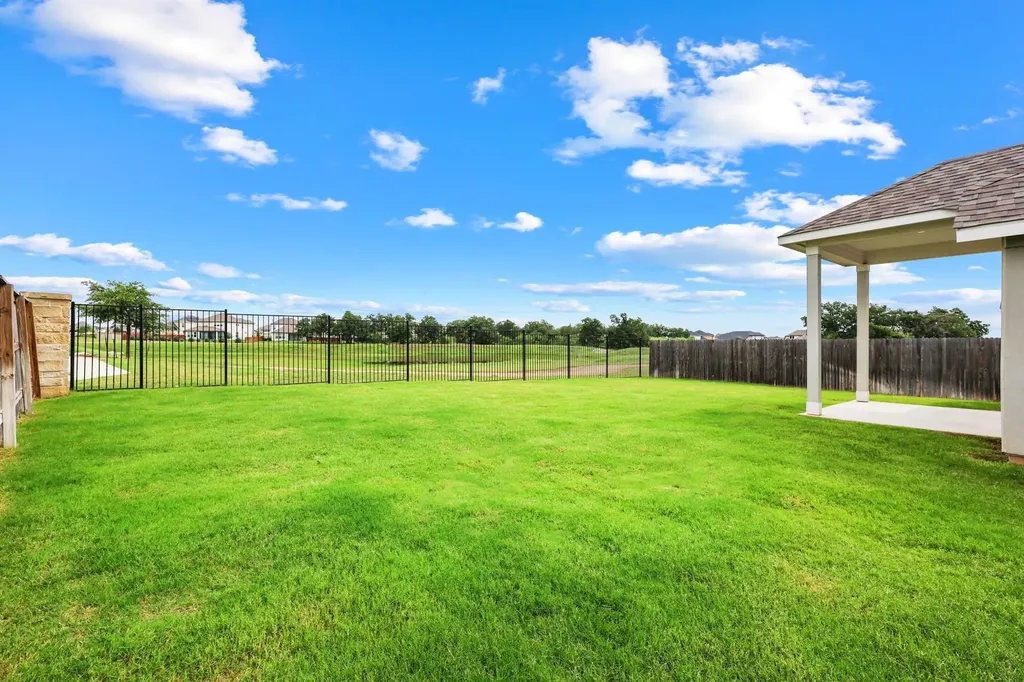 201 Banyon Drive Liberty Hill TX 78642