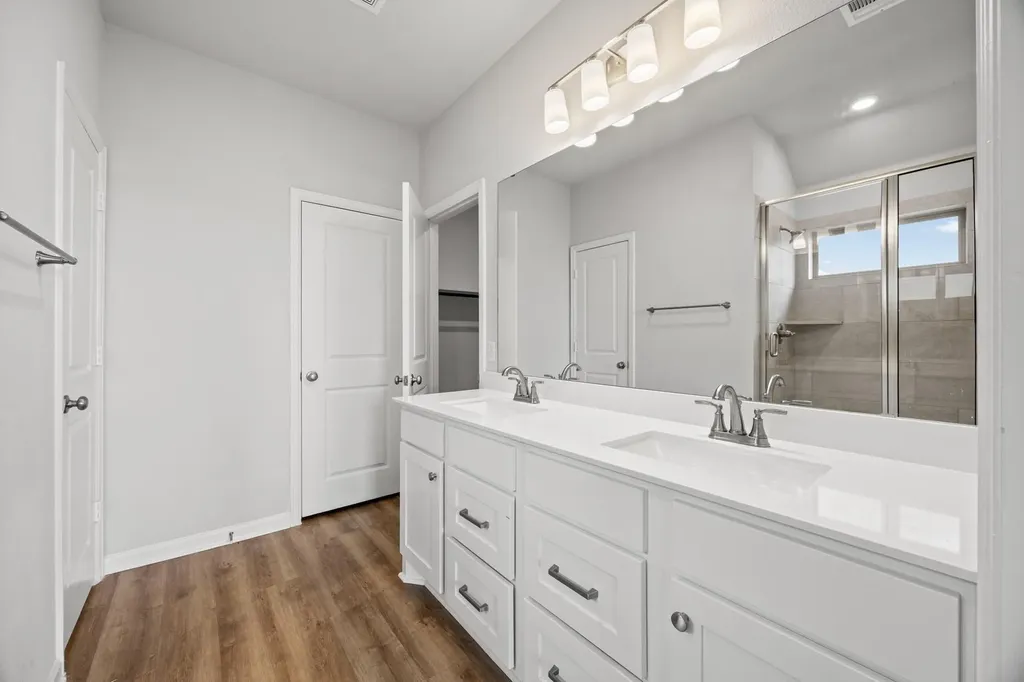 201 Banyon Drive Liberty Hill TX 78642