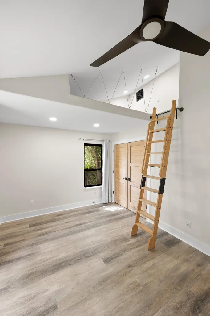 2205 Monarch Drive Austin TX 78748