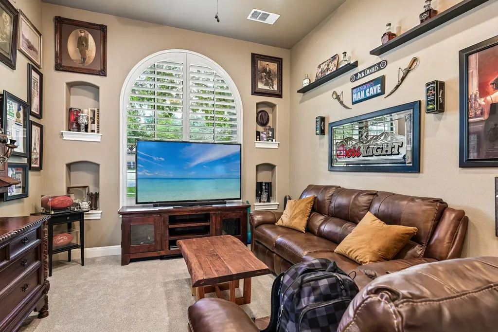 11725 Red Oak Valley Lane Austin TX 78732