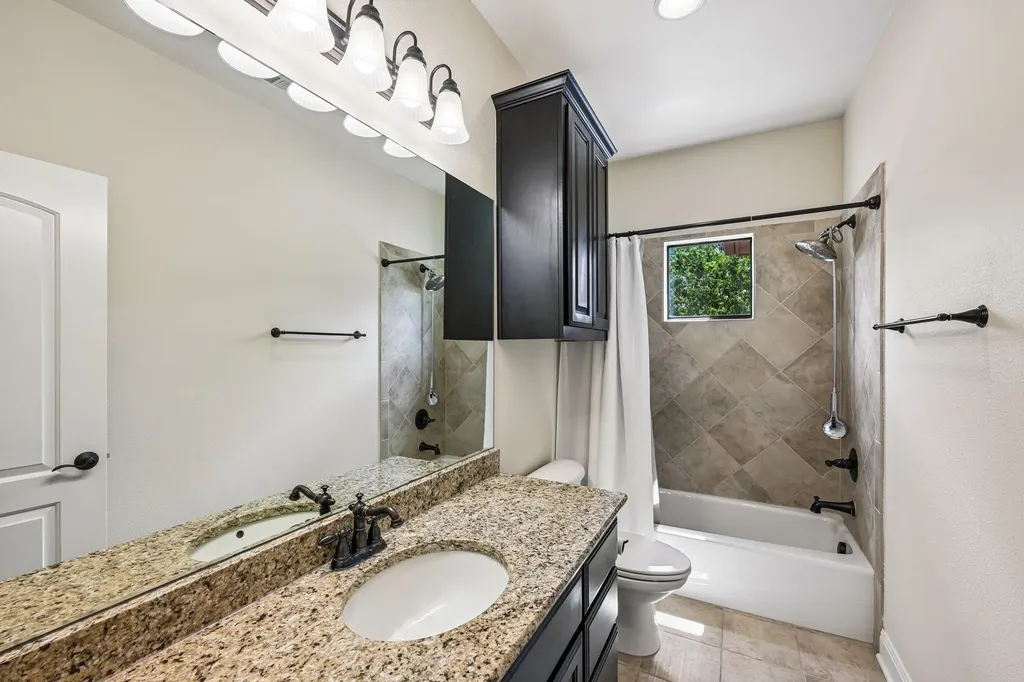 11725 Red Oak Valley Lane Austin TX 78732