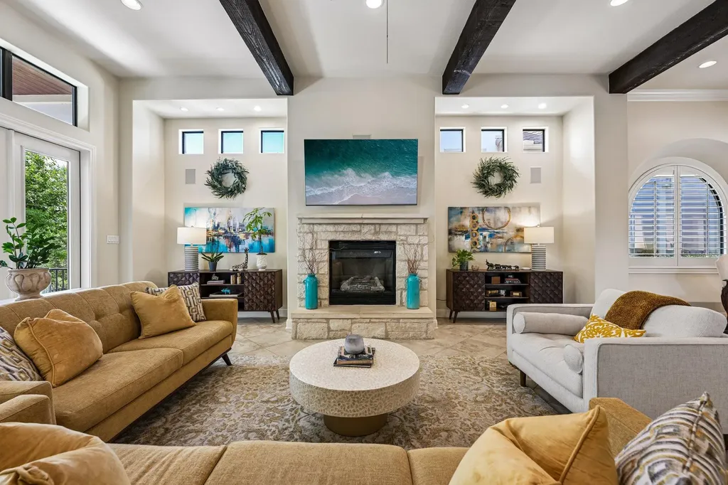 11725 Red Oak Valley Lane Austin TX 78732