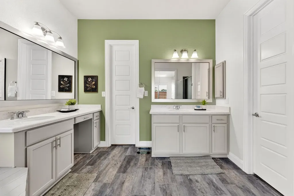 15704 Cinca Terra Drive Austin TX 78738