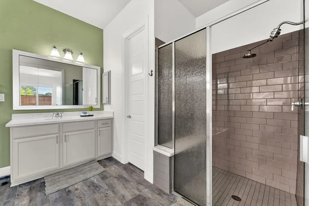 15704 Cinca Terra Drive Austin TX 78738
