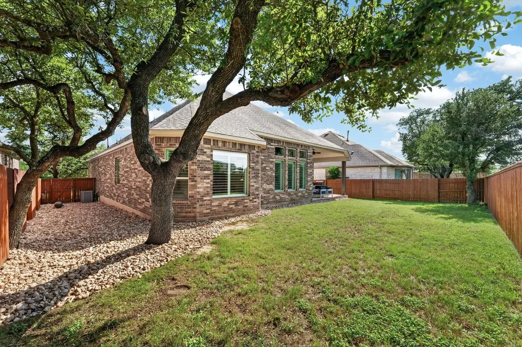 15704 Cinca Terra Drive Austin TX 78738