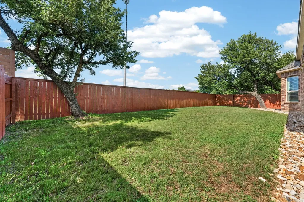 15704 Cinca Terra Drive Austin TX 78738