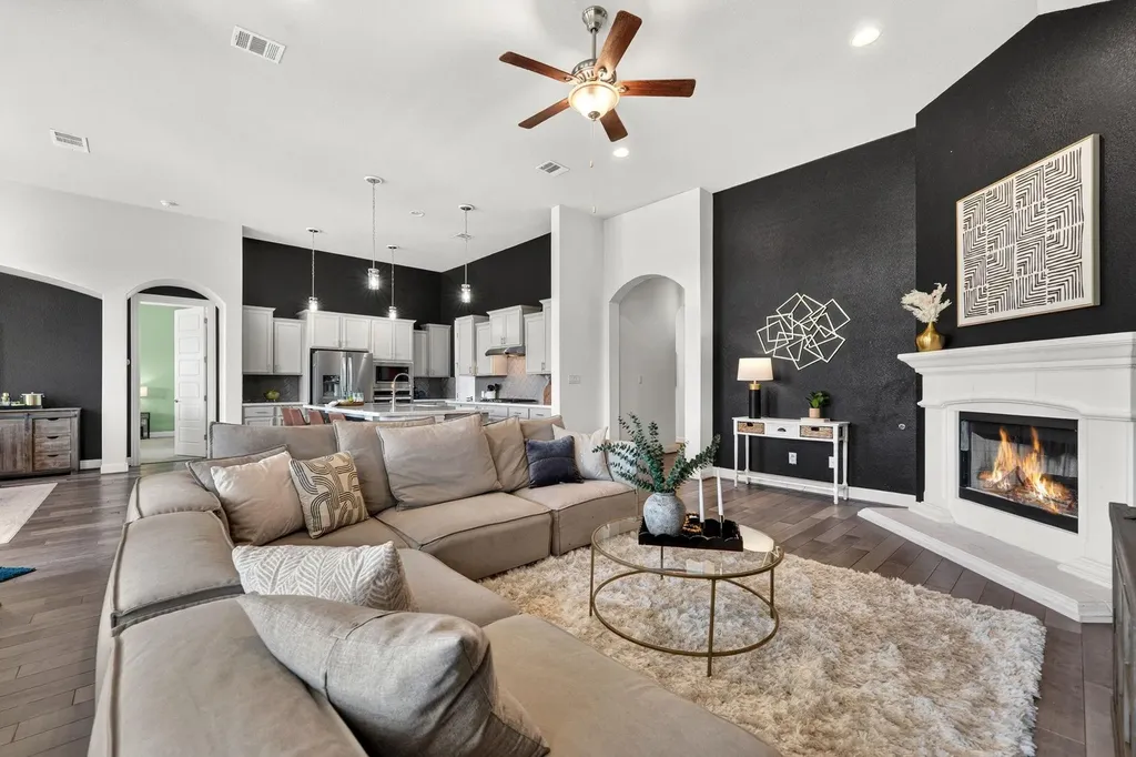 15704 Cinca Terra Drive Austin TX 78738