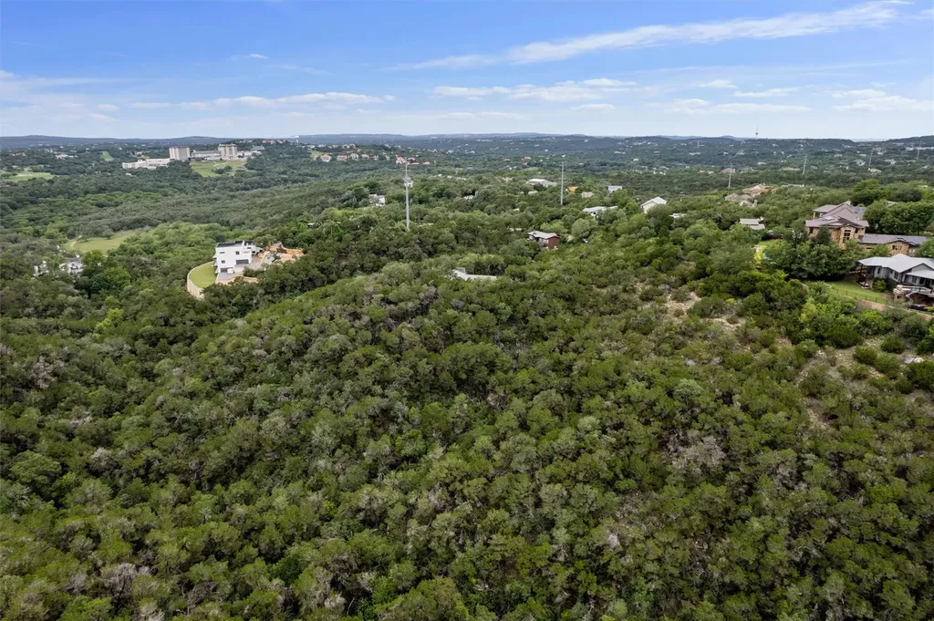 501 Drawbridge Road Austin TX 78746