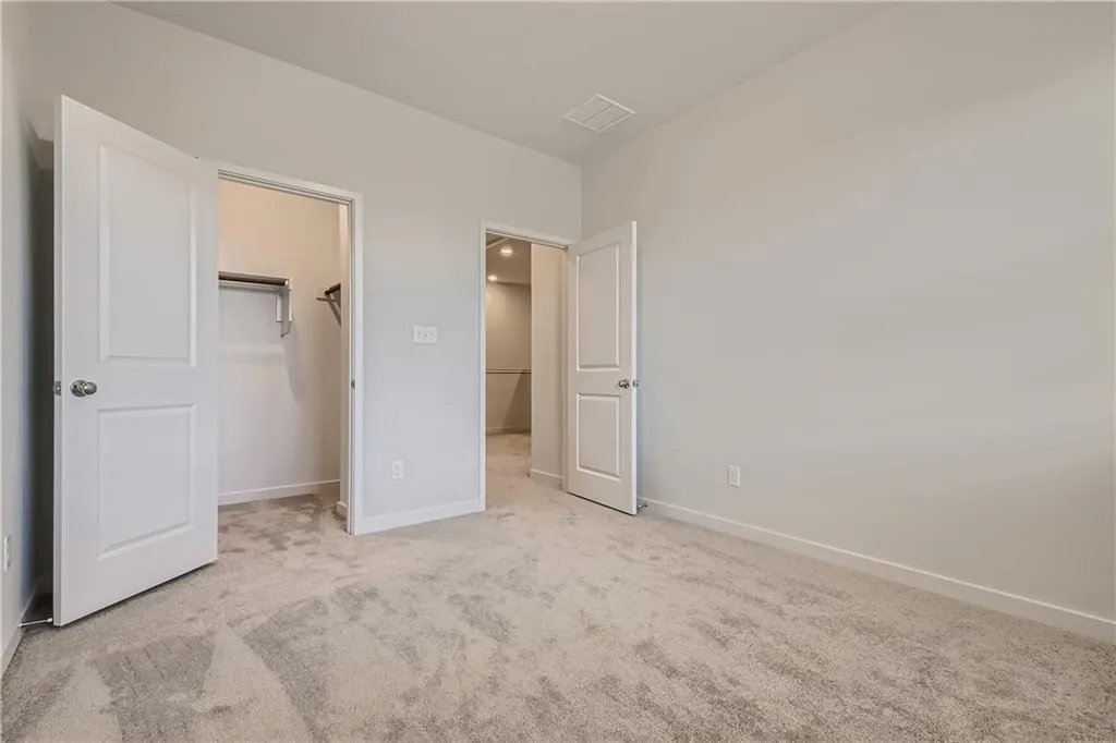 605 W South St Street Leander TX 78641