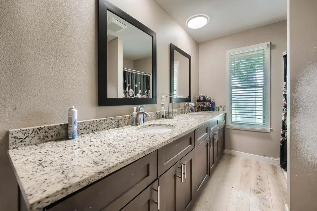 14520 Bois D Arc Lane Manor TX 78653