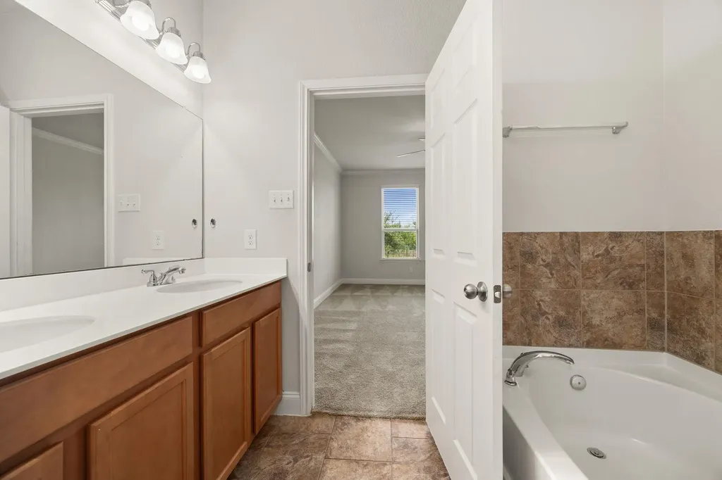 19628 Dunstan Beacon Lane Pflugerville TX 78660