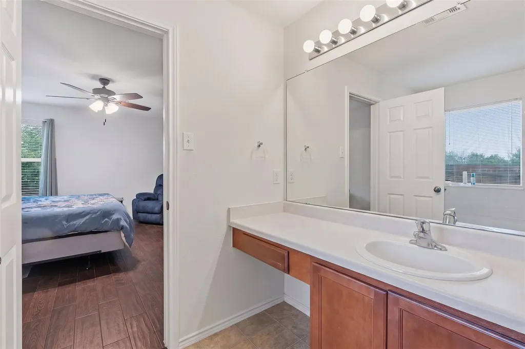 18512 Great Falls Drive Manor TX 78653
