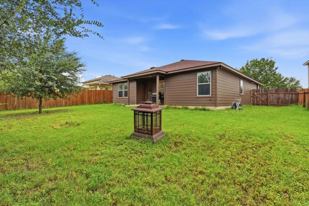 18512 Great Falls Drive Manor TX 78653