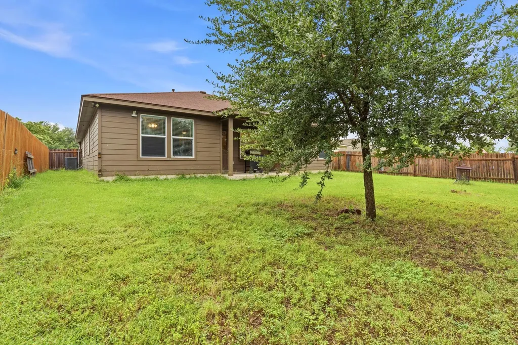 18512 Great Falls Drive Manor TX 78653