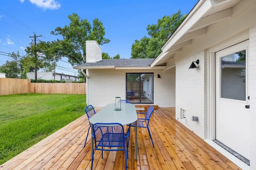 7507 Daugherty Street Austin TX 78757