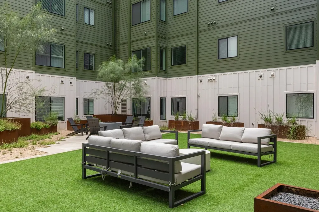 4802 S Congress Avenue Austin TX 78745