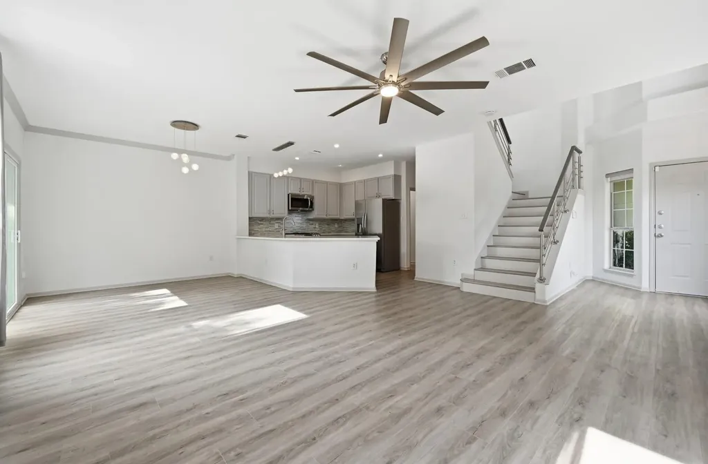 4620 W William Cannon Drive Austin TX 78749