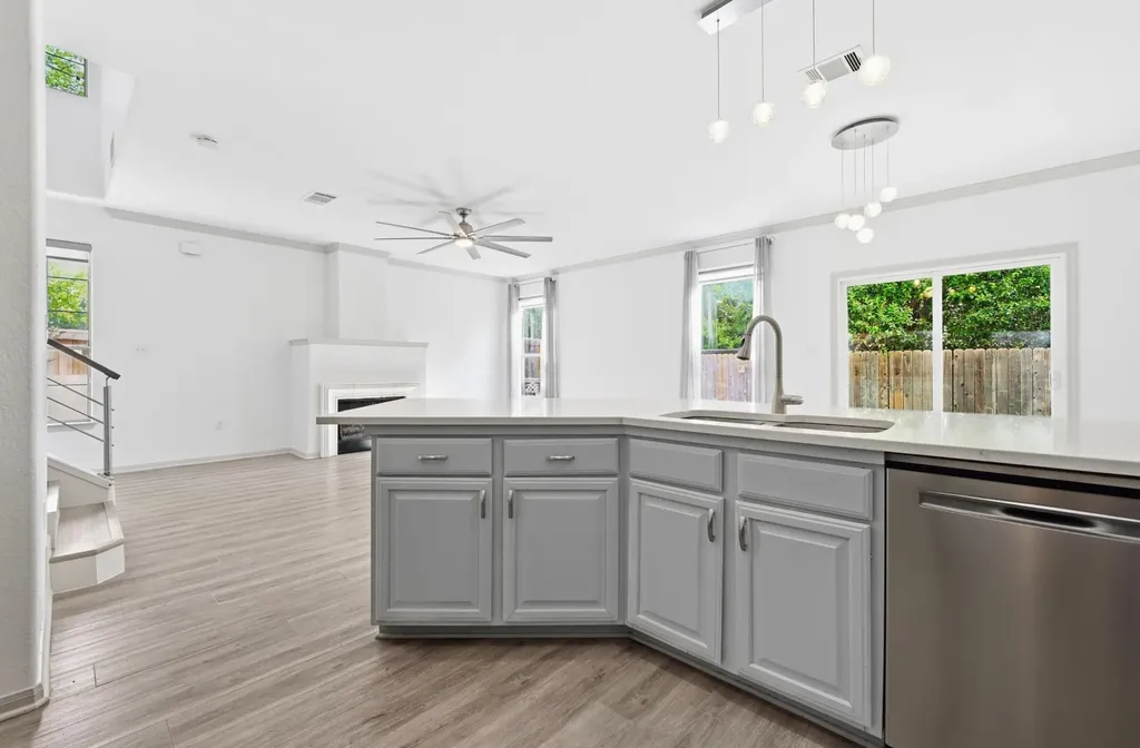 4620 W William Cannon Drive Austin TX 78749