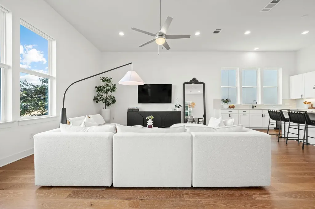 6109 Sendero Hills Parkway Austin TX 78724