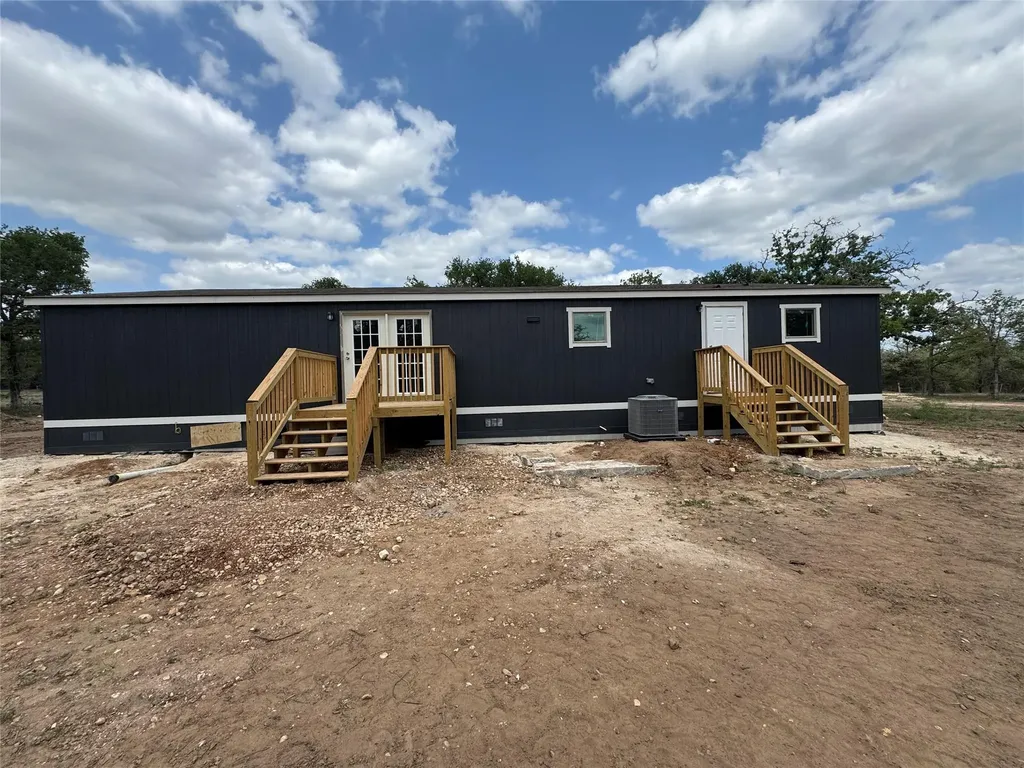 1740 Sandy Creek Road Red Rock TX 78616