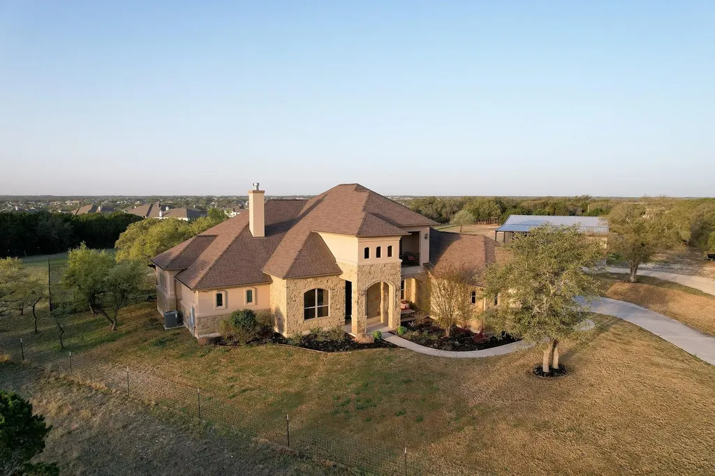 149 Sunrise Circle Liberty Hill TX 78642