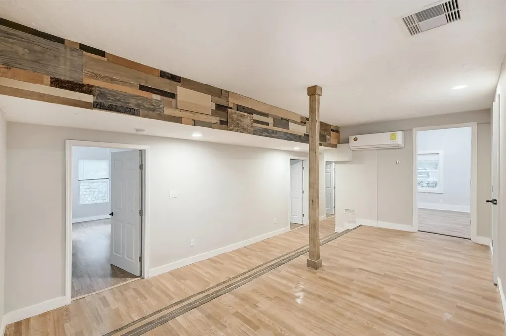 2511 San Gabriel Street Austin TX 78705