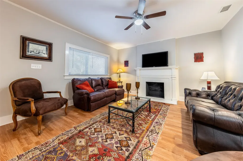 2511 San Gabriel Street Austin TX 78705