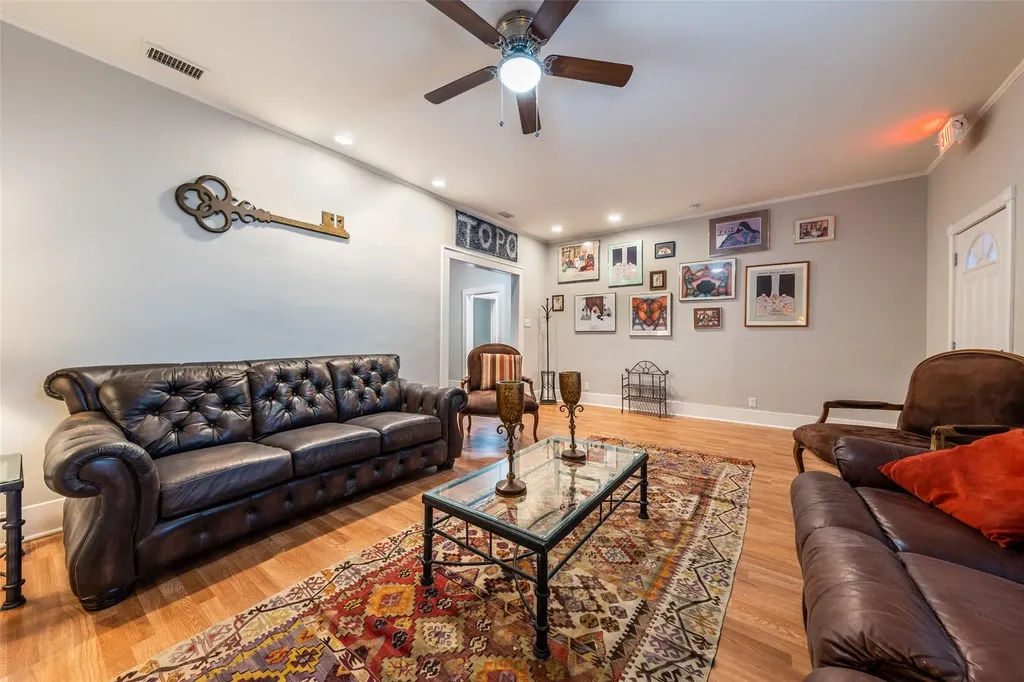 2511 San Gabriel Street Austin TX 78705