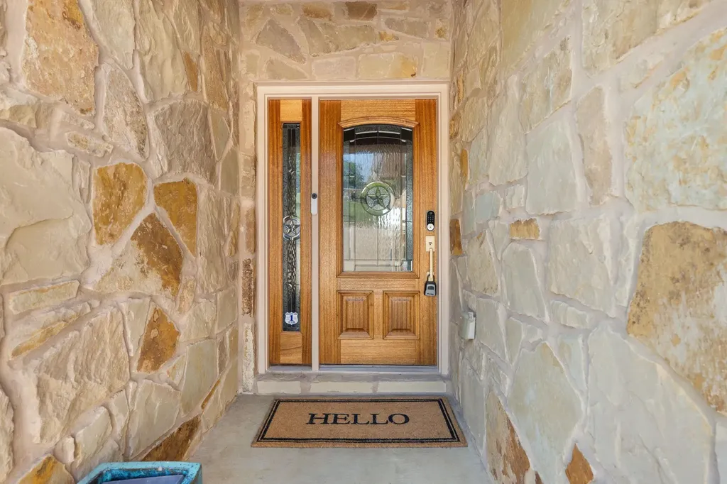 970 Parkview Drive Canyon Lake TX 78133
