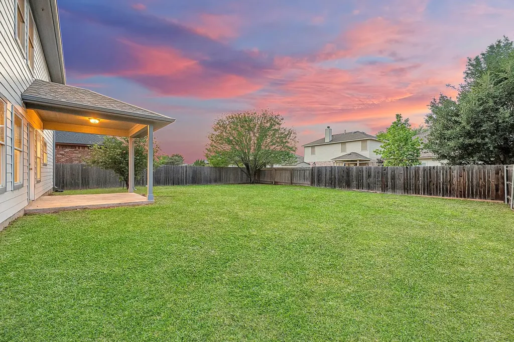 4312 Hidden Lake Crossing Pflugerville TX 78660