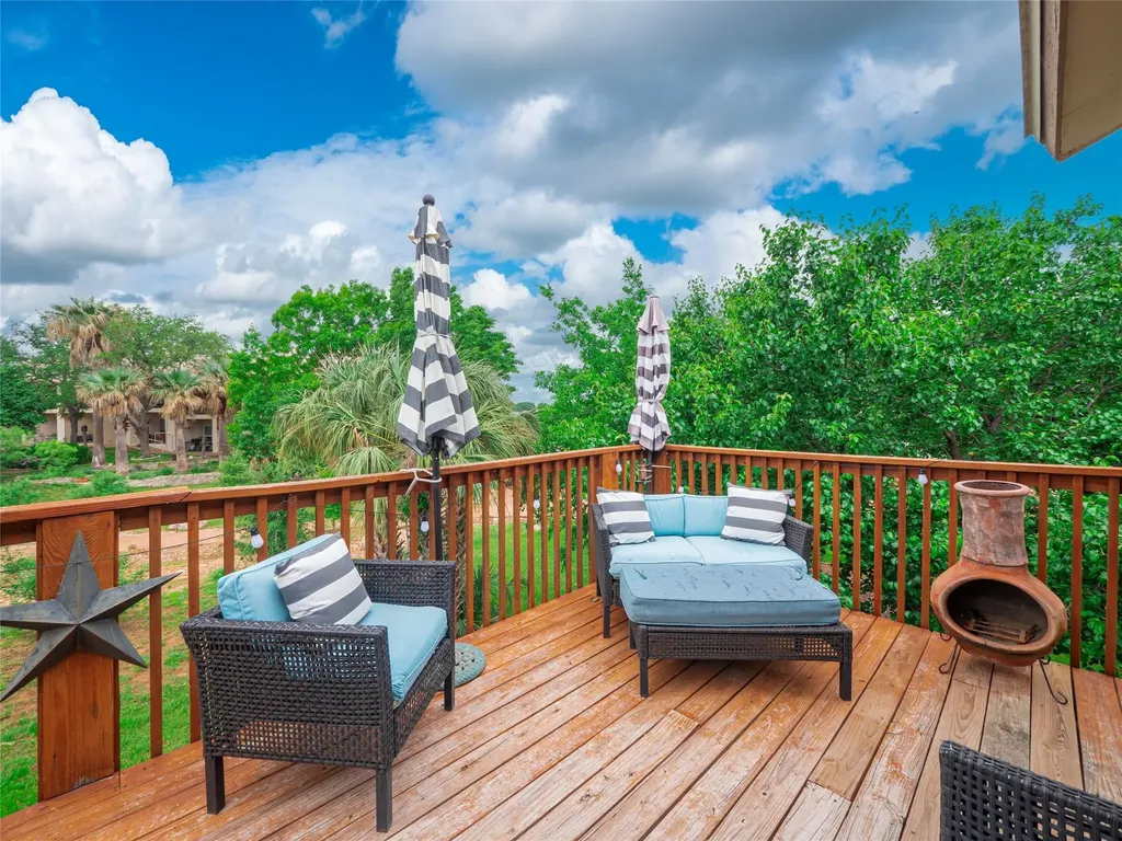 704 Horseshoe Bay Boulevard Horseshoe Bay TX 78657