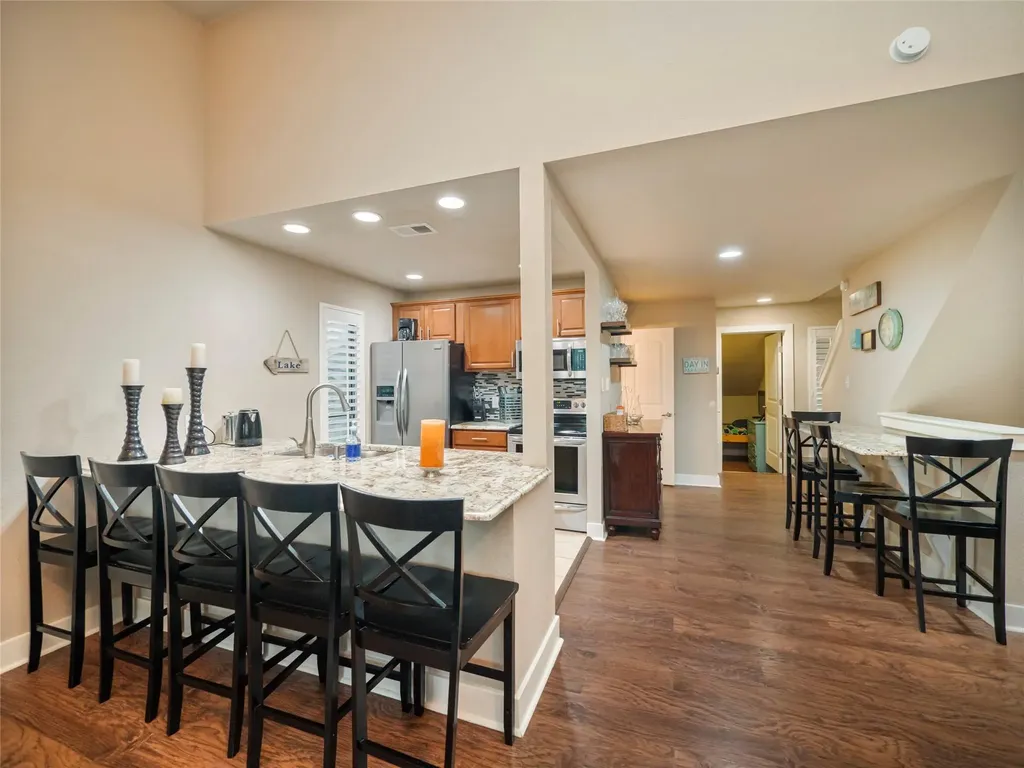 704 Horseshoe Bay Boulevard Horseshoe Bay TX 78657