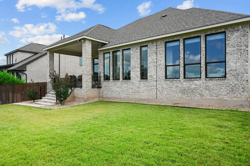 17802 Dufour Drive Austin TX 78738