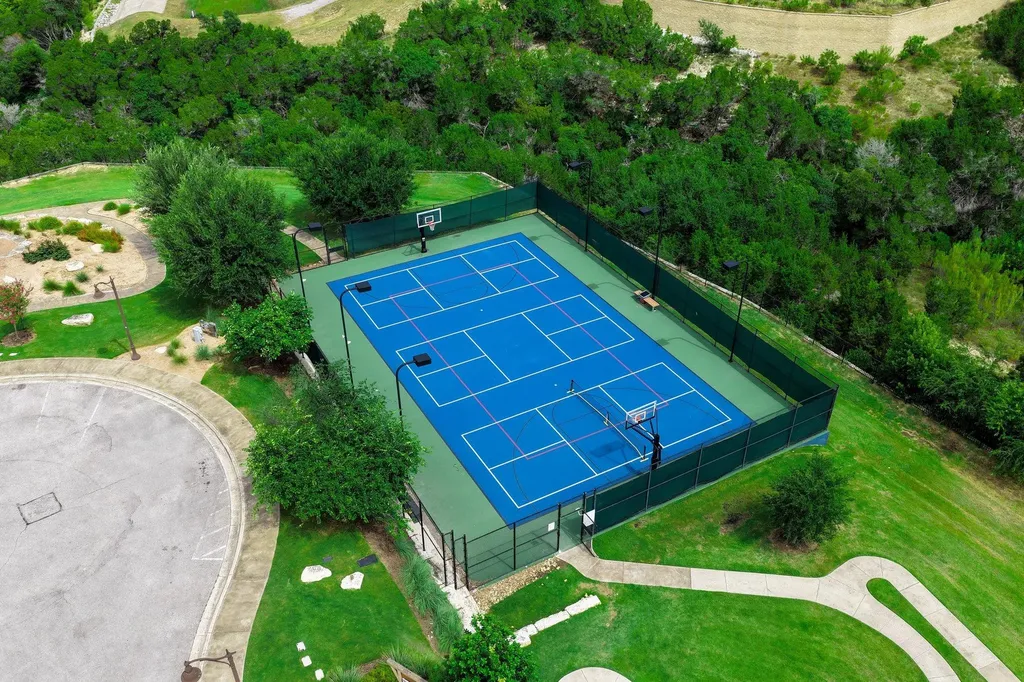 17802 Dufour Drive Austin TX 78738