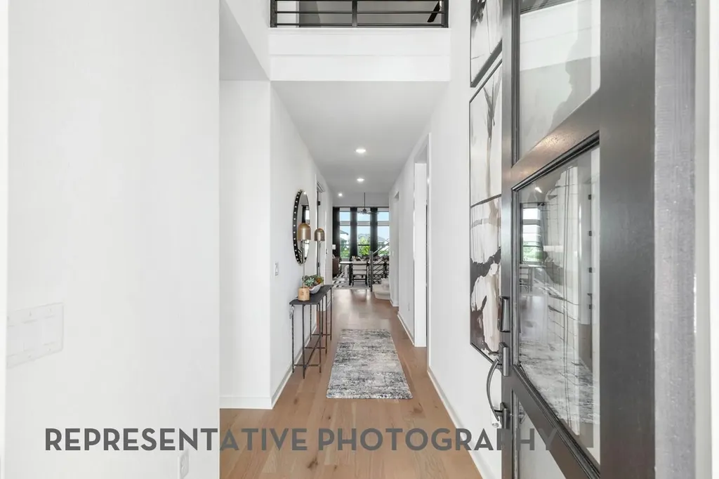 8909 Turaco Trail Austin TX 78744