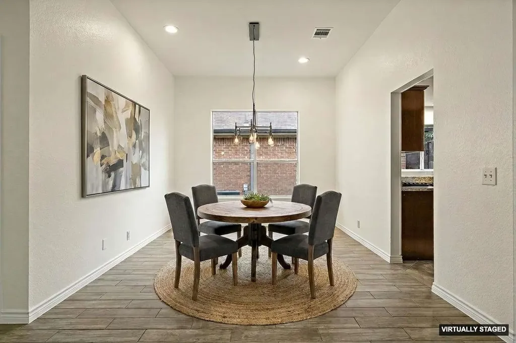 2422 Agarita Trail Round Rock TX 78665